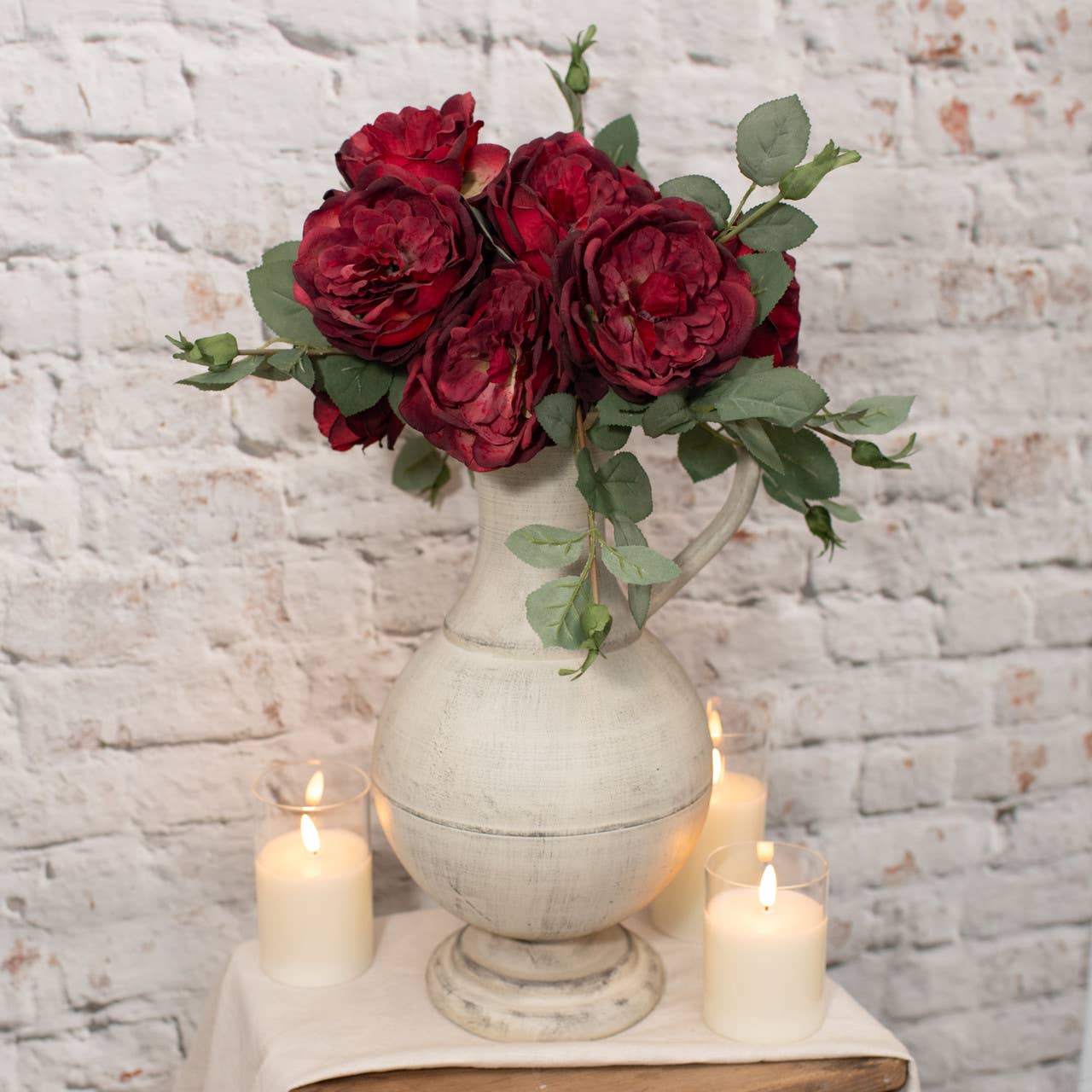 25" RED ROSE SPRAY