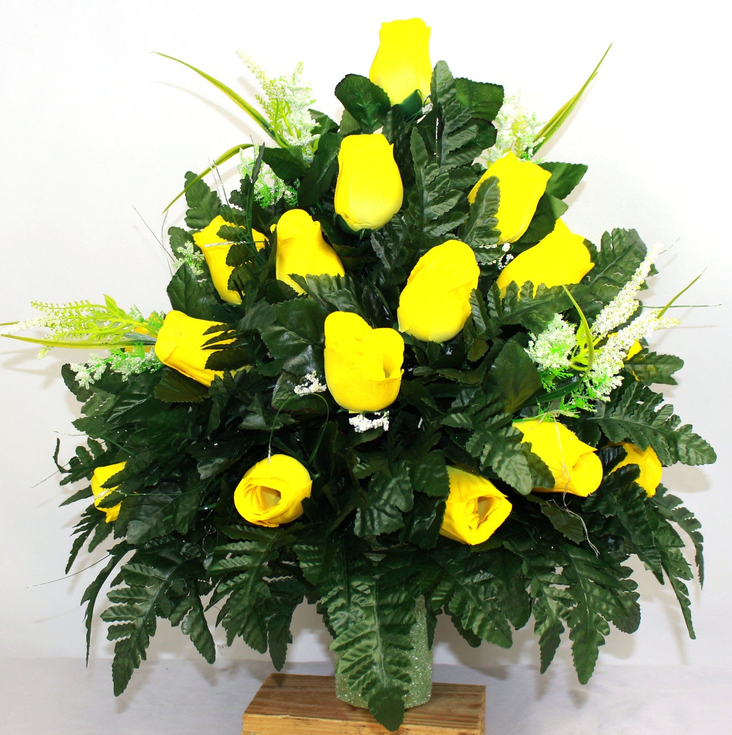 Yellow Rose flower arrangement